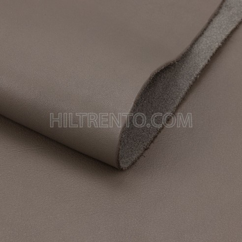 Piel Napa vacuno, color marrón taupe, grosor 1,2 - 1,4 mm